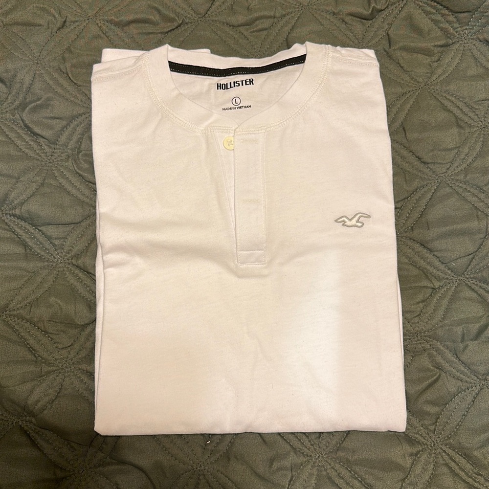 Hollister long sleeve shirt - Picture 1 of 3